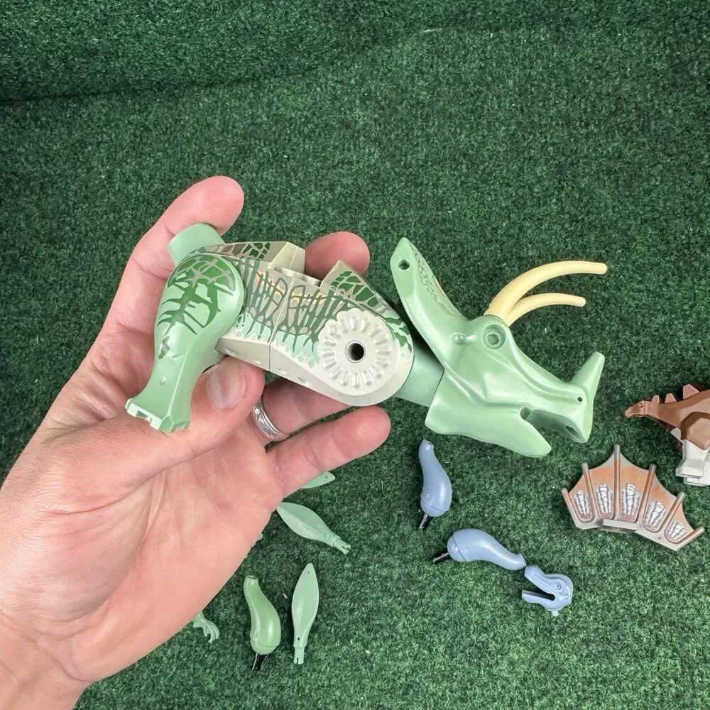 Lot of Lego Dinosaurs Pieces 6719 6720 6721 6722 5955 Mixed Not Complete